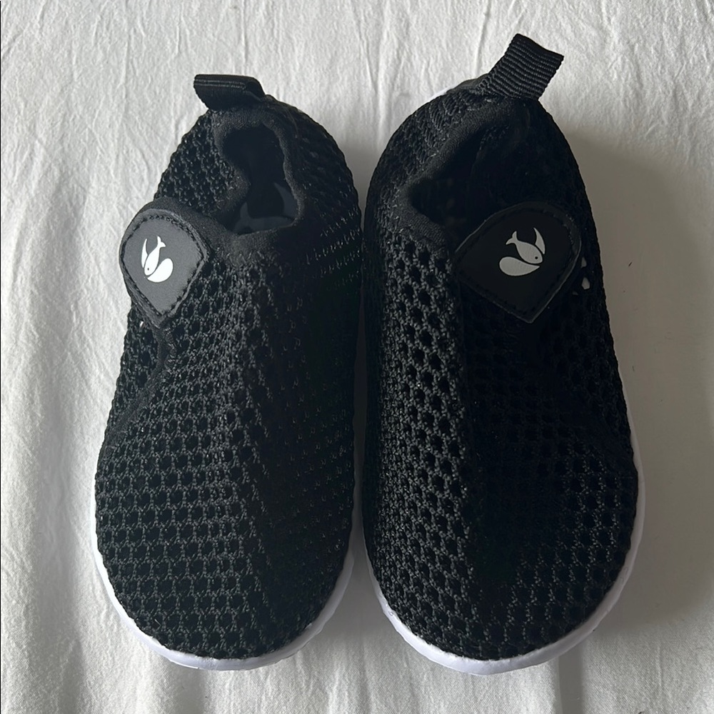 Kids Black Mesh Water Shoes